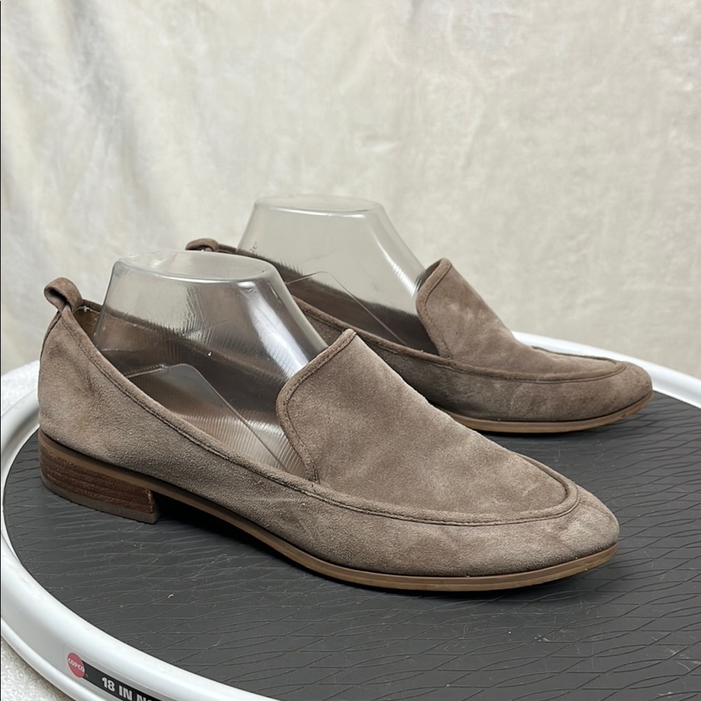 Susina Tan Loafers Slip-On Shoes Pointed Toe Womens 9.5